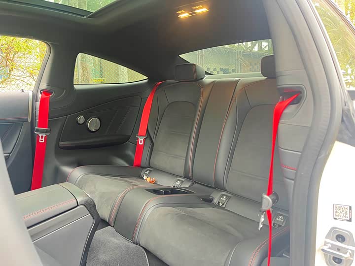 Фото 8 - Mercedes-Benz C-Class