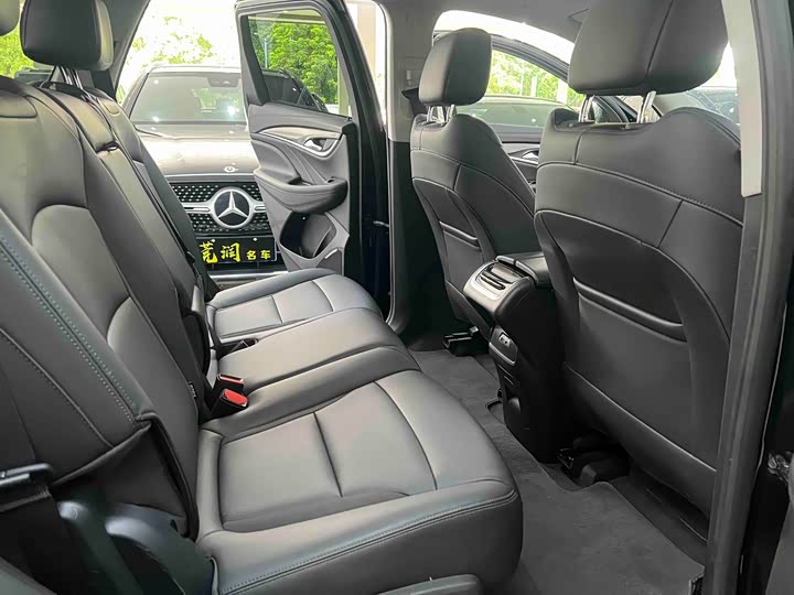 Фото 9 - Buick Enclave