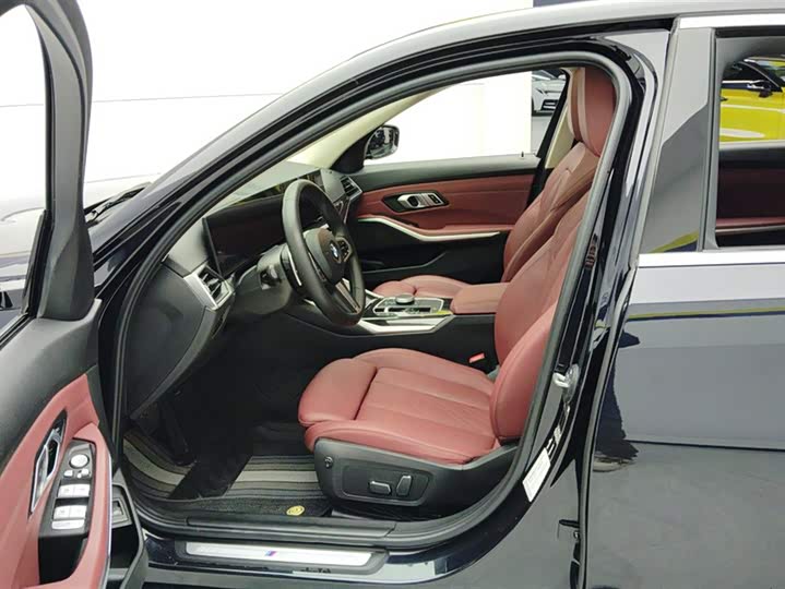 Фото 9 - BMW 3 Series