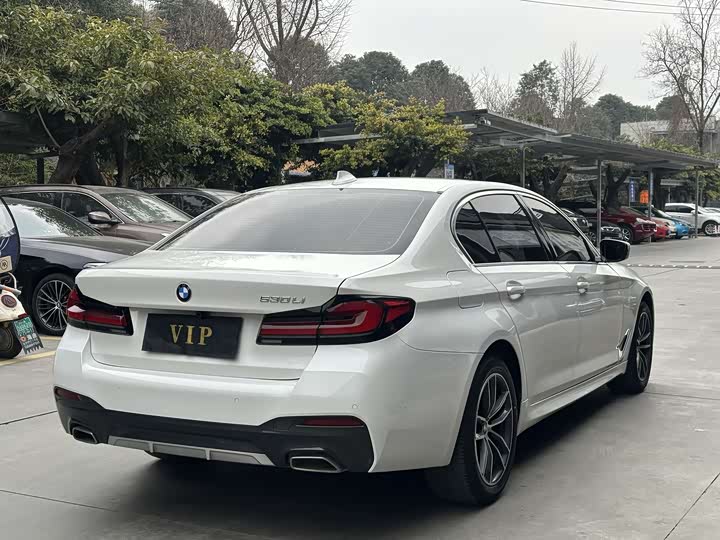 Фото 4 - BMW 5 Series