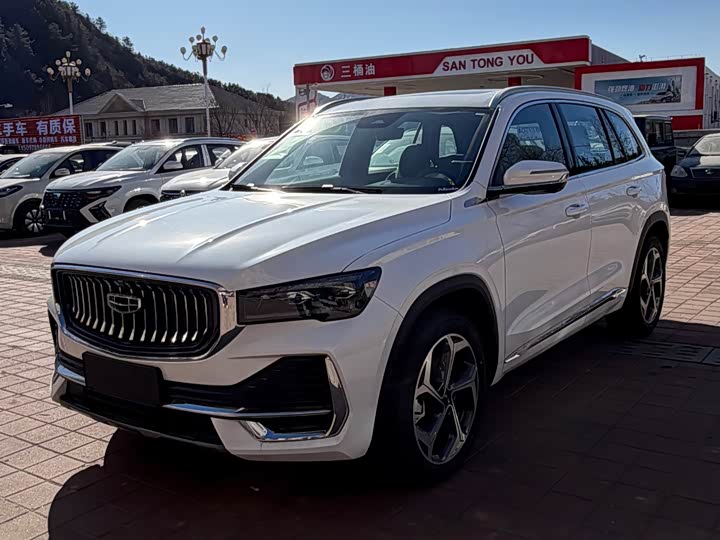 Фото 1 - Geely Monjaro