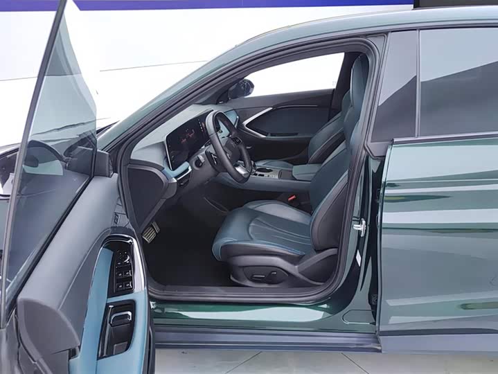 Фото 9 - MG Motor 7