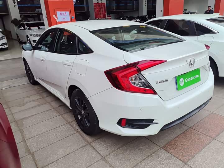 Фото 5 - Honda Civic