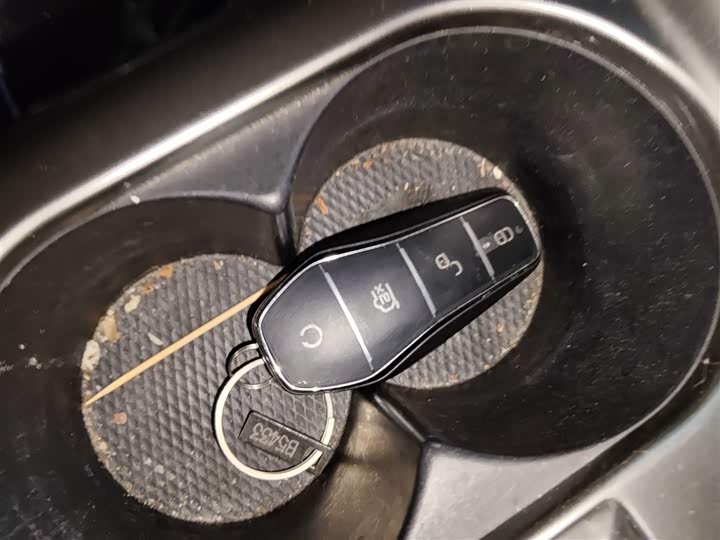 Фото 9 - BYD Dolphin