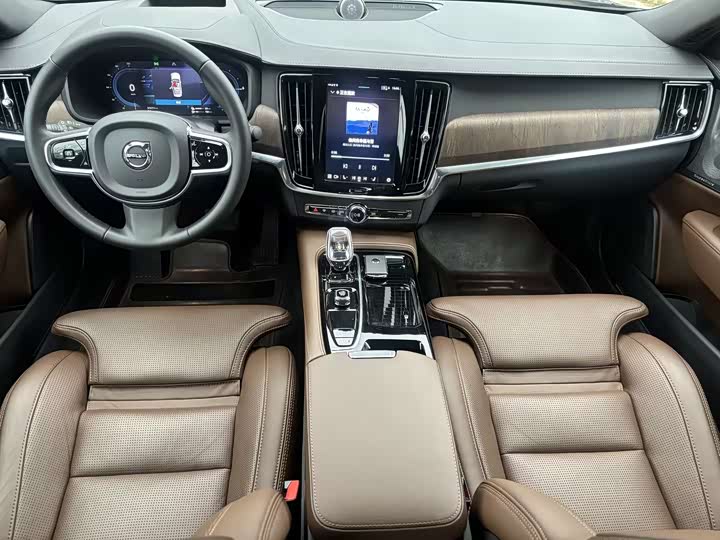 Фото 4 - Volvo S90 Hybrid