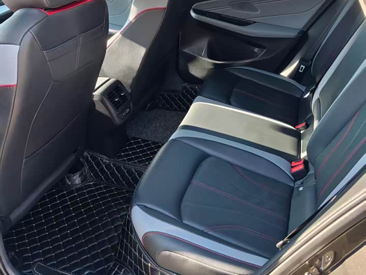 Фото 8 - Volkswagen Lamando L