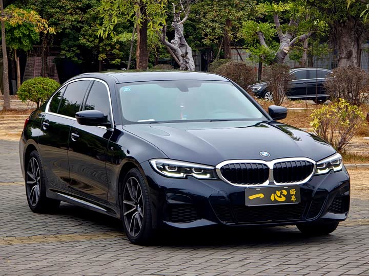 Фото 3 - BMW 3 Series