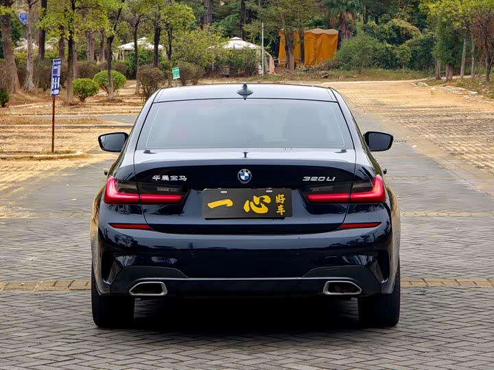 Фото 9 - BMW 3 Series