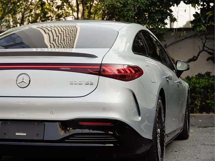 Фото 7 - Mercedes-Benz EQS AMG