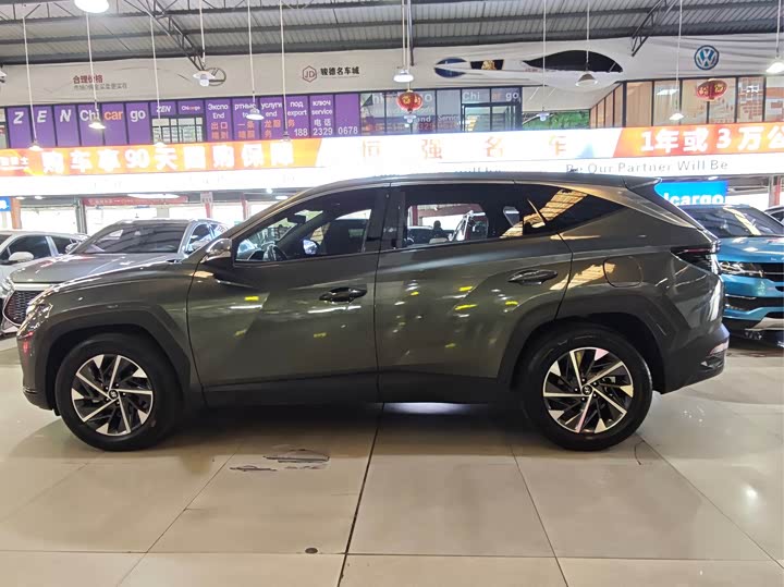 Фото 3 - Hyundai Tucson L