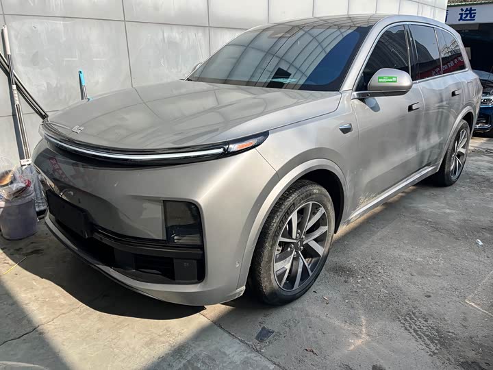 Фото 1 - LiXiang L8