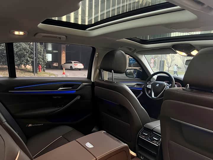 Фото 7 - BMW 5 Series