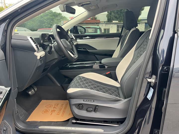 Фото 7 - Volkswagen ID.6 Crozz