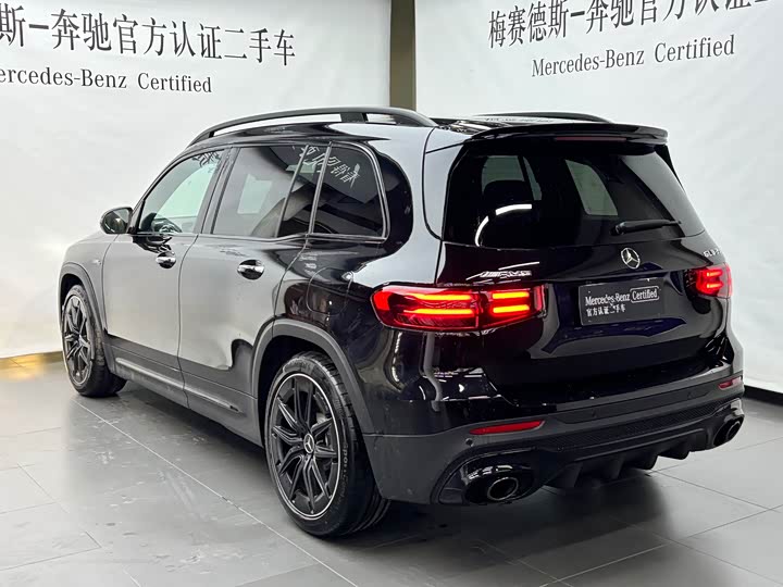 Фото 4 - Mercedes-Benz GLB-Class AMG