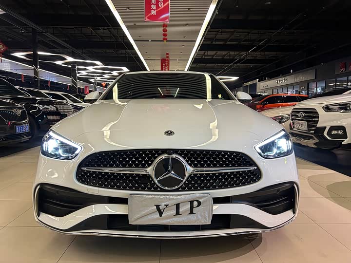 Фото 1 - Mercedes-Benz C-Class