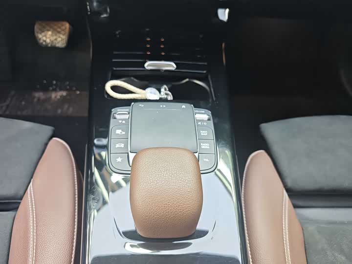 Фото 6 - Mercedes-Benz A-Class