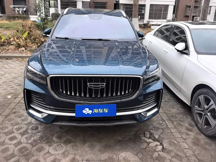 Фото 2 - Geely Monjaro