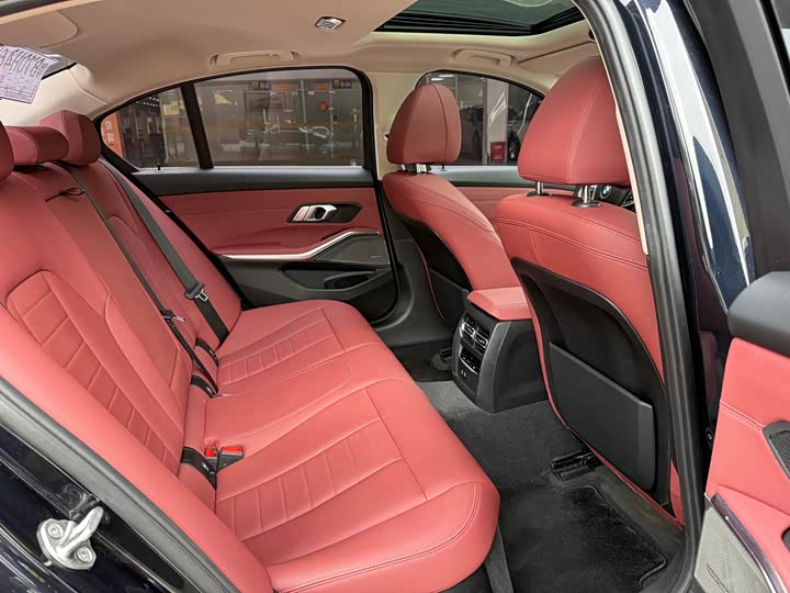 Фото 8 - BMW 3 Series