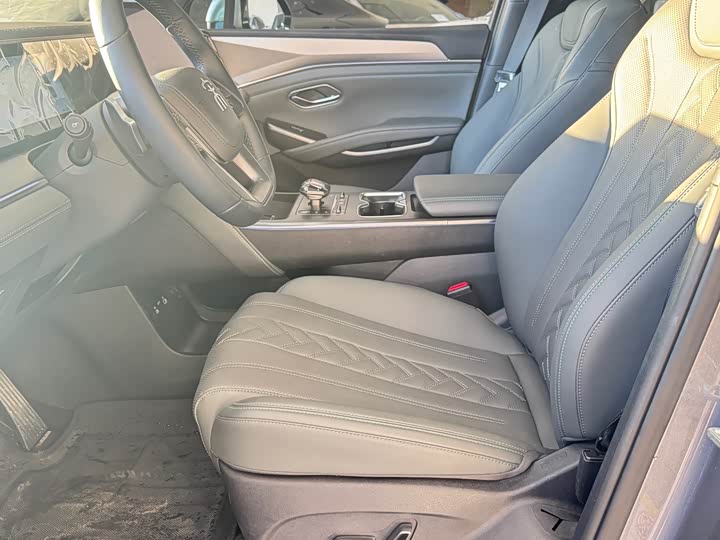 Фото 8 - BYD Song L DM-i Hybrid