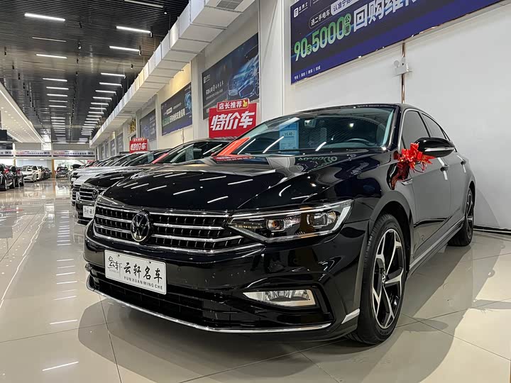 Фото 1 - Volkswagen Magotan