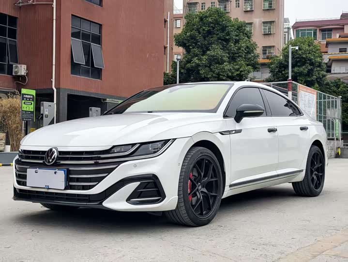 Фото 1 - Volkswagen CC