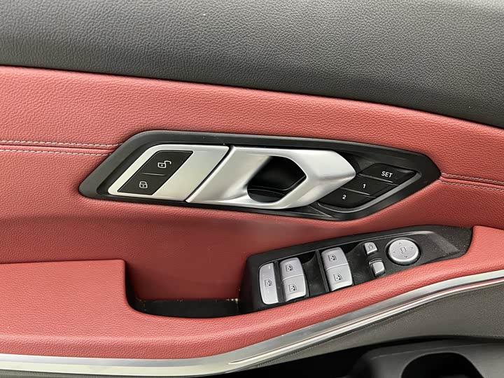 Фото 5 - BMW 3 Series