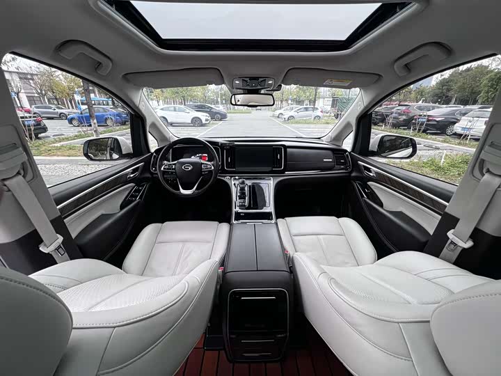 Фото 6 - GAC Trumpchi M8