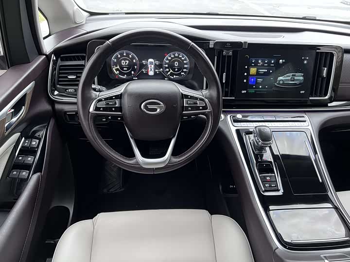 Фото 8 - GAC Trumpchi M8