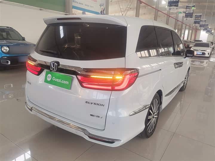 Фото 7 - Honda Elysion