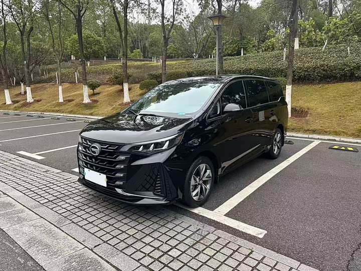 Фото 2 - GAC Trumpchi M6