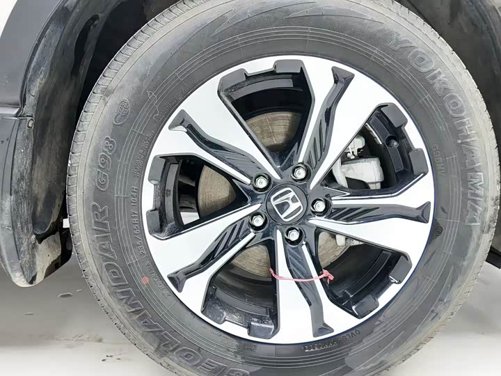 Фото 8 - Honda CR-V