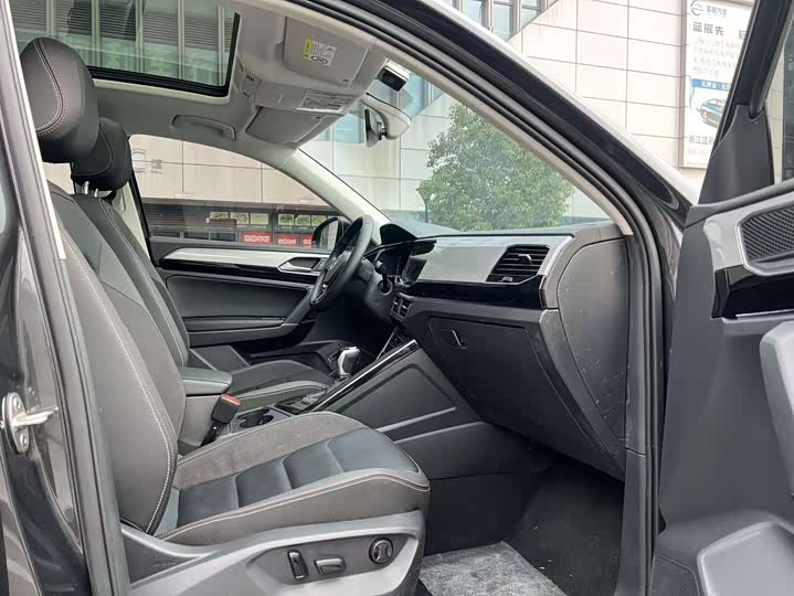 Фото 7 - Volkswagen Tayron