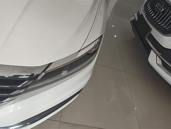 Фото 5 - Volkswagen Lavida