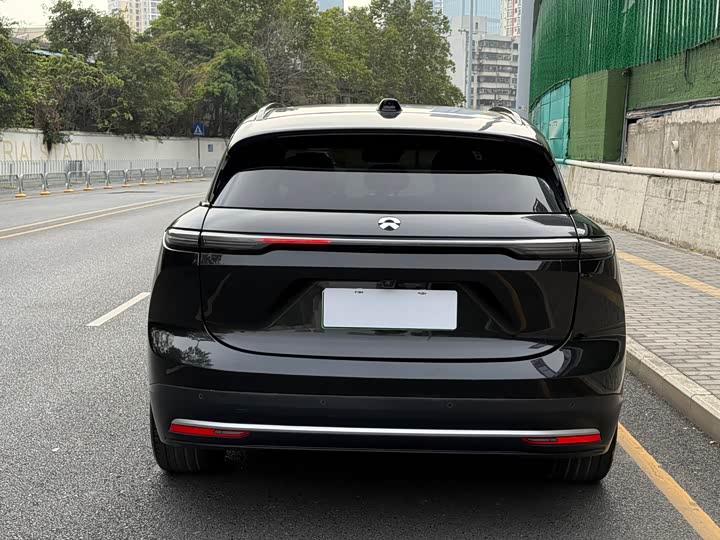 Фото 6 - Nio ES6