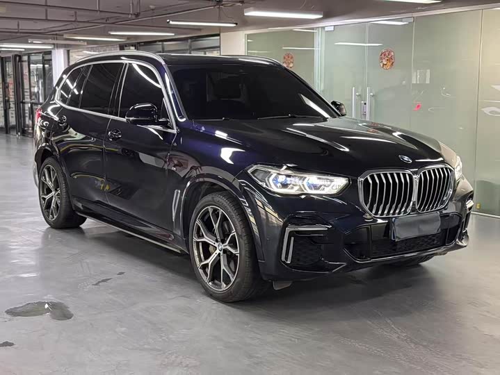 Photo 3 - BMW X5