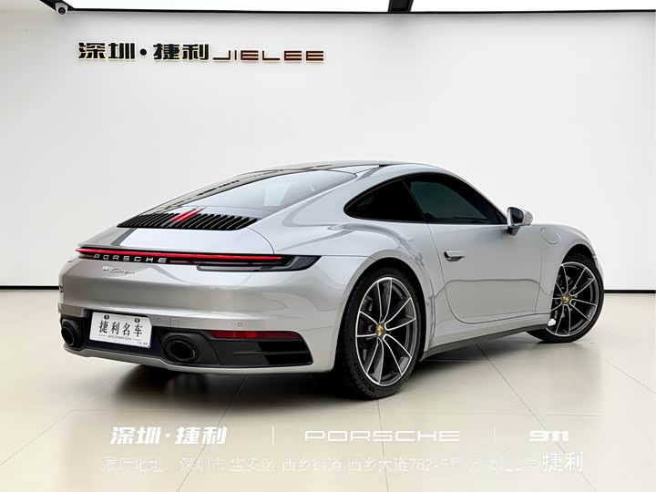 Фото 6 - Porsche 911