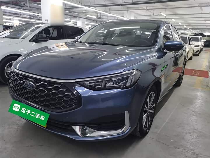 Фото 2 - Ford Escort