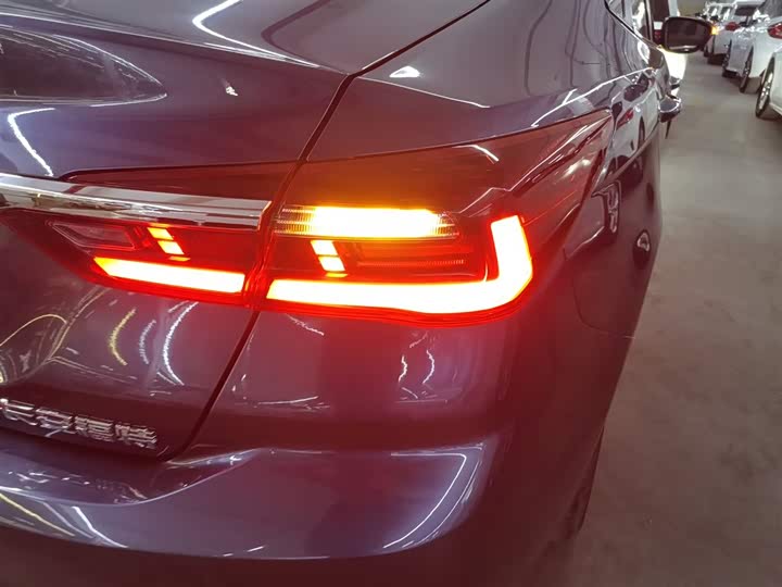 Фото 8 - Ford Escort