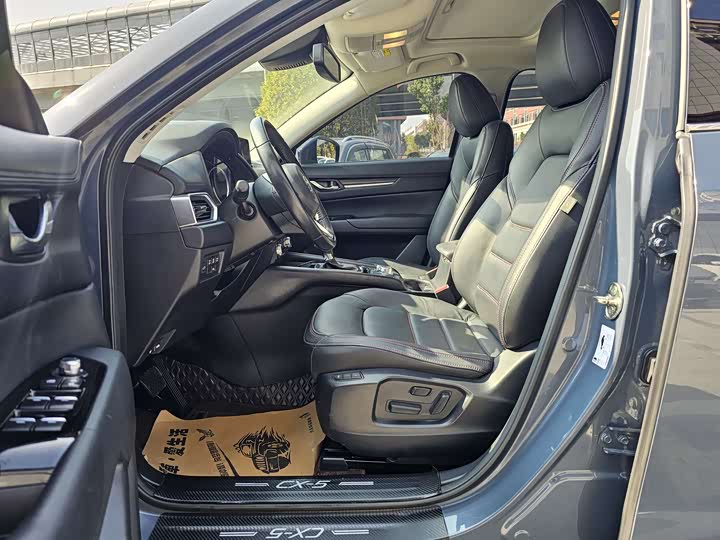 Фото 4 - Mazda CX-5