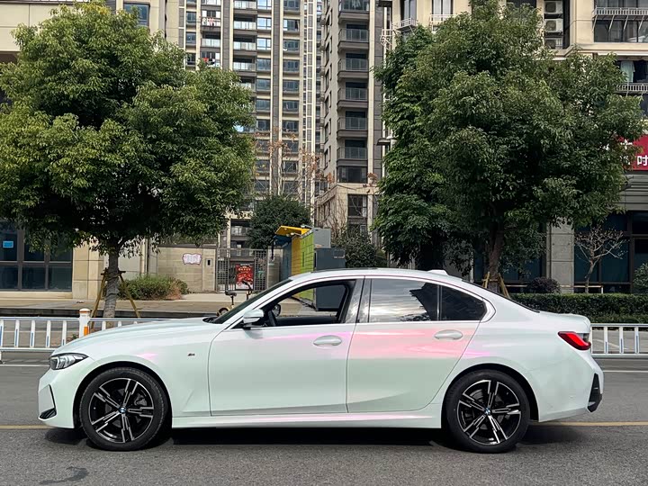 Photo 7 - BMW 3 Series