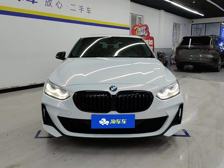 Фото 2 - BMW 1 Series