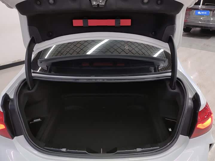 Фото 4 - BMW 1 Series