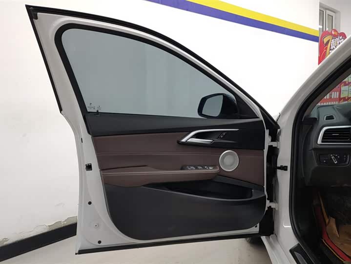 Фото 7 - BMW 1 Series