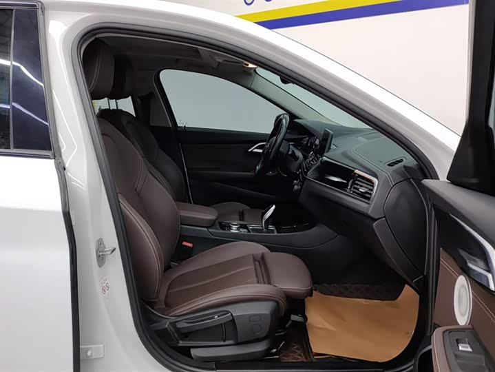 Фото 8 - BMW 1 Series