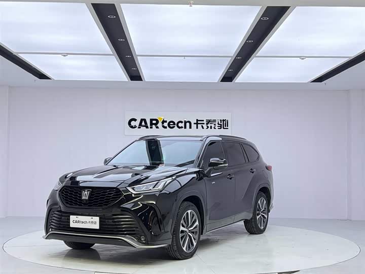 Фото 1 - Toyota Crown Kluger