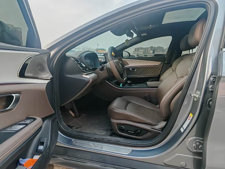 Фото 4 - BYD Han