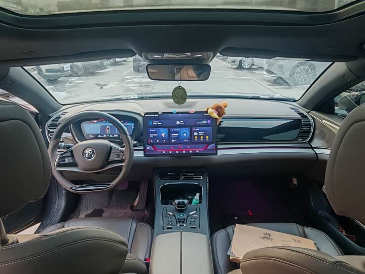 Фото 6 - BYD Han