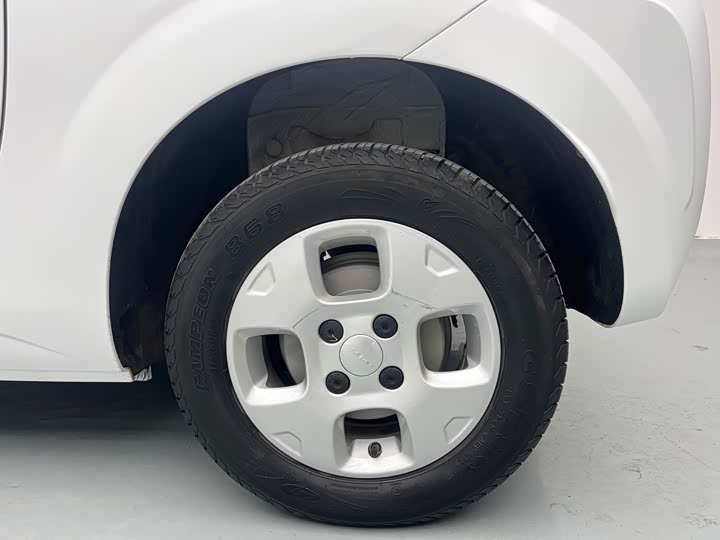 Фото 9 - Roewe Clever