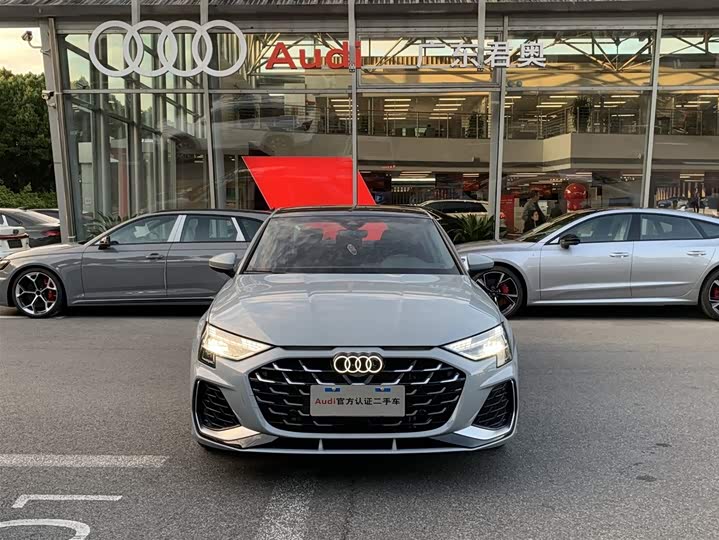 Фото 2 - Audi A3