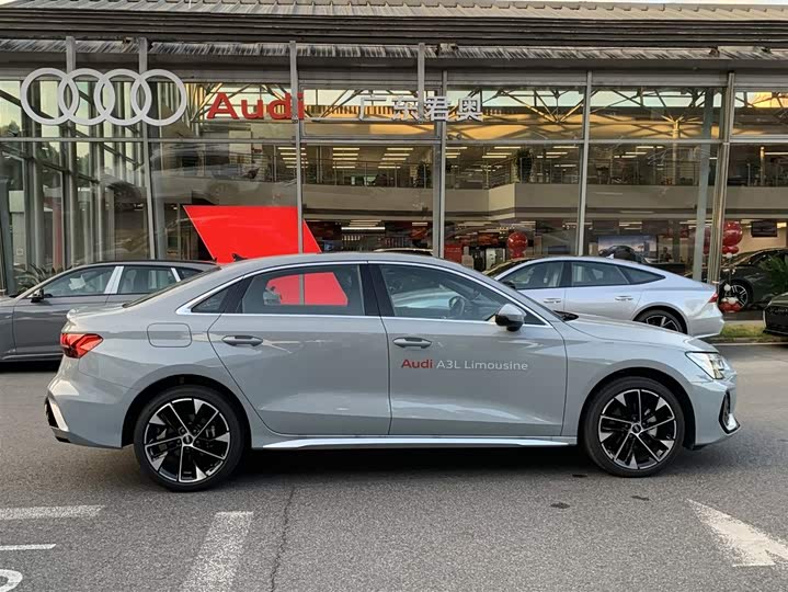 Фото 8 - Audi A3